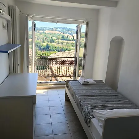 Con Due Da Letto Apartment