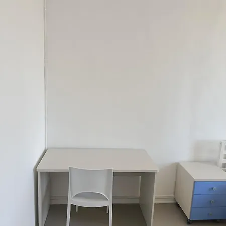 Con Due Da Letto Apartment *